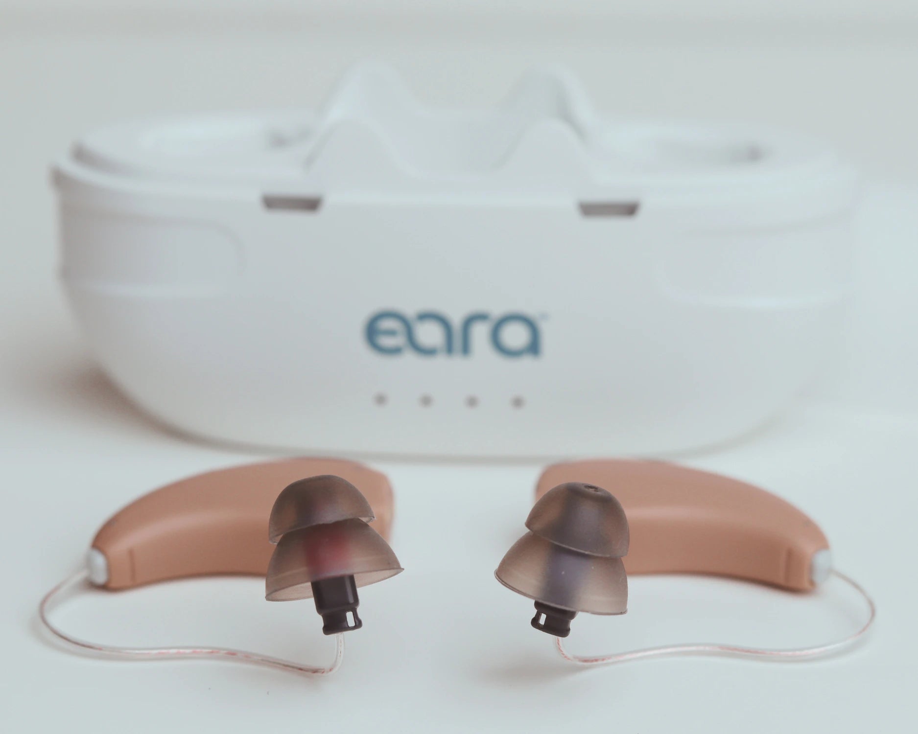 eara hearing aids with extra large power domes on the ends